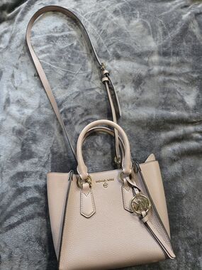 Michael Kors Women's Leather Crossbody Satchel in Light Taupe